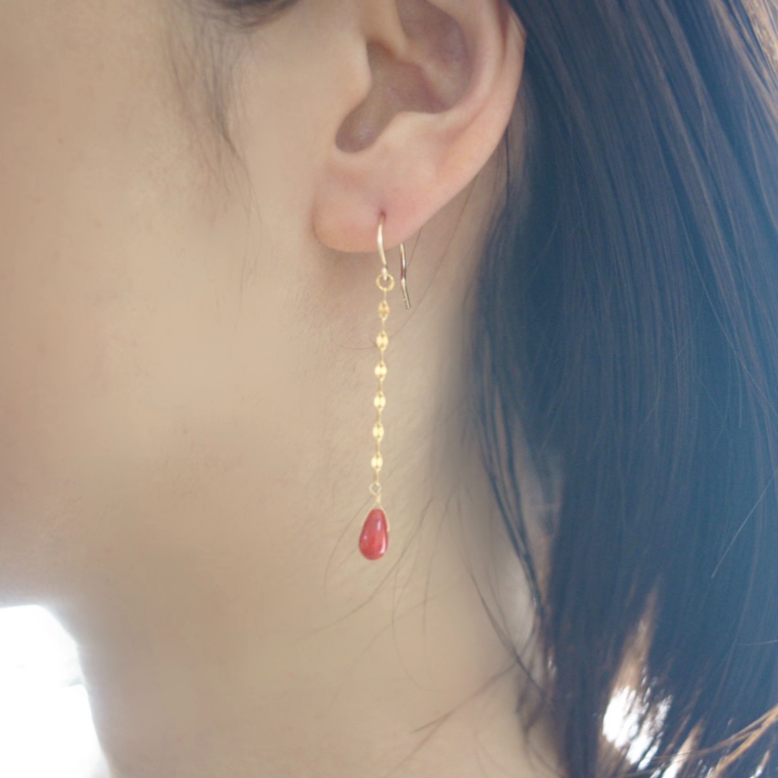 【14金GF】クローバーチェーンピアス・イヤリング 赤サンゴ