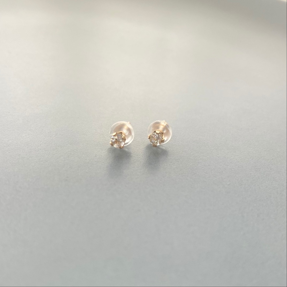 【14金GF】アクアマリンストーン スタッズピアス