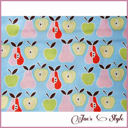 50×110カットクロス　アレキサンダー ヘンリー/"Apples and Pears" Blue 1枚目の画像