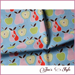 50×110カットクロス　アレキサンダー ヘンリー/"Apples and Pears" Blue 3枚目の画像