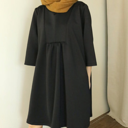 SOIRÉE DRESS  前衛立體感編織棉黑色洋裝 第2張的照片