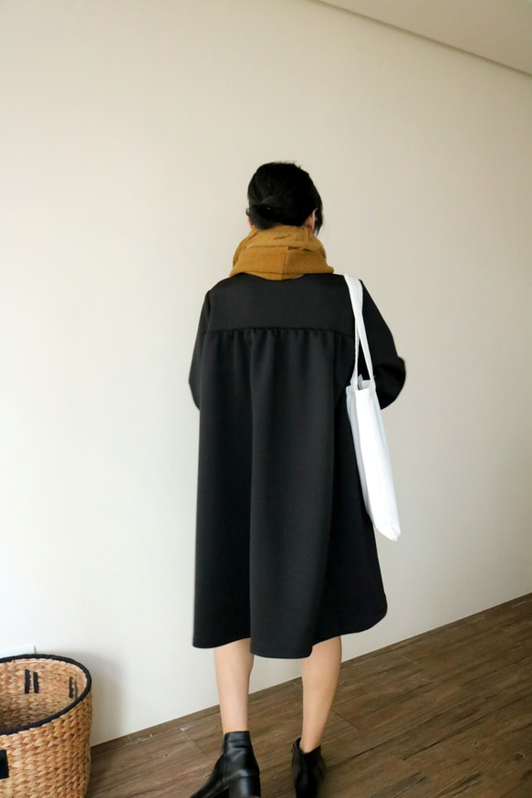 SOIRÉE DRESS  前衛立體感編織棉黑色洋裝 第9張的照片