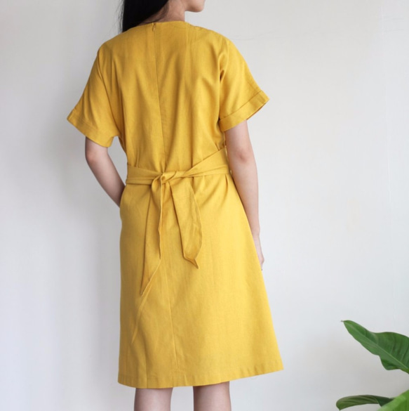 LIMONADE DRESS 萊姆黃亞麻及膝前綁帶洋裝 第4張的照片