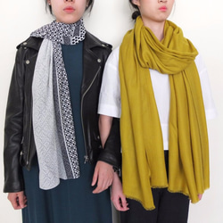Fenn Scarf 芥末黃綠人字紋織喀什米爾圍巾(右) 第3張的照片