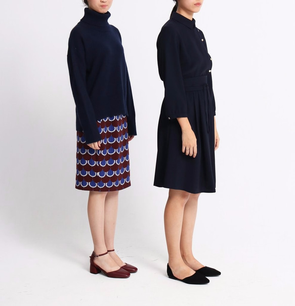 SCALLOP SKIRT (ON THE LEFT) 1枚目の画像