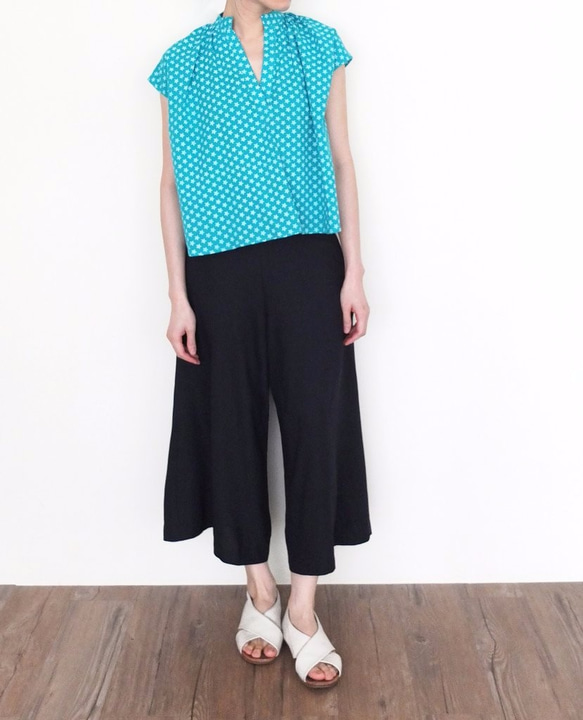 ANJAR BLOUSE {LIMITED EDITION} 印度手工刻章印花限定系列翡翠綠白碎花印花上衣 第2張的照片