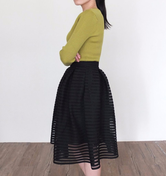 Santorini Skirt 蕾絲建築感A字膝上裙 第4張的照片