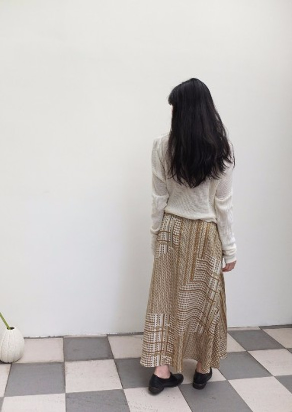 NIJAI SKIRT 3枚目の画像