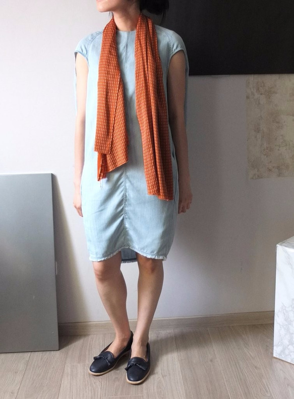 NARANJA SCARF MétaFormose柿子色規則線條絲巾(限量進口布料) 第2張的照片