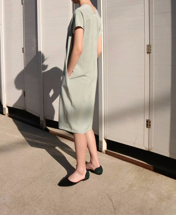 PISTACHIO DRESS 薄荷綠Ｖ領綁帶洋裝 第6張的照片