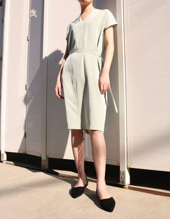 PISTACHIO DRESS 薄荷綠Ｖ領綁帶洋裝 第7張的照片