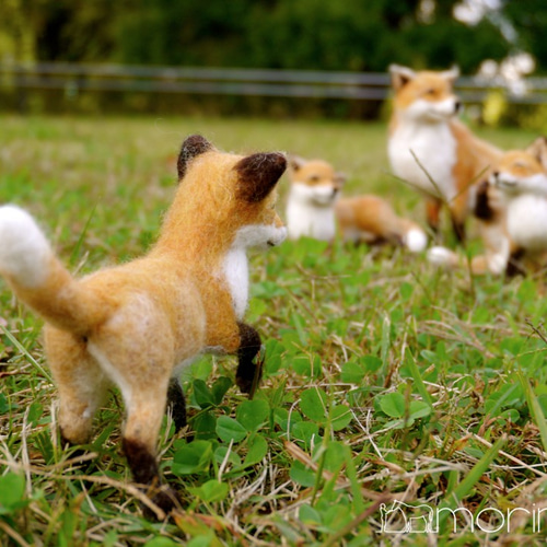 羊毛フェルト キツネの親子 羊毛フェルト morin工房 HIROKO 通販