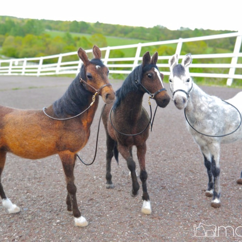 【サラブレッドコレクション メロディーレーン】羊毛フェルト馬 オブジェ馬 🐎11月商品紹介🐎 「サラブレッドコレクション」 馬服マスコット