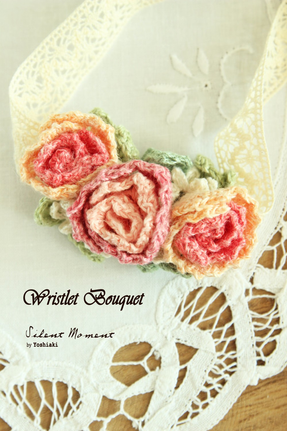 花嫁の手の花花嫁介添人の手の花のかぎ針編みのピンクのバラの花束自然のつば線限定生産 3枚目の画像