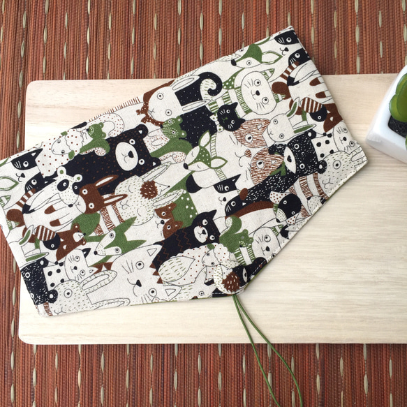 adoubao- 筷套 餐具包 -灰咖綠&動物大集合 第3張的照片