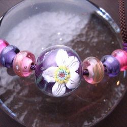 紫玉　とんぼ玉節分草のネックレス 1枚目の画像