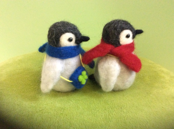 ペンギンのカップル 2枚目の画像