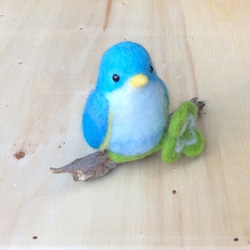 幸せの青い鳥と四つ葉のクローバー 2枚目の画像