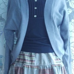 ほんのり感のリメイク結城紬のギャザースカートとタイ 6枚目の画像