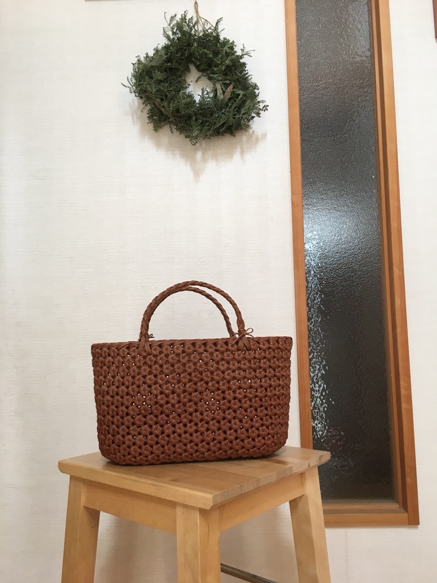 毎日使いたいシンプルバッグ