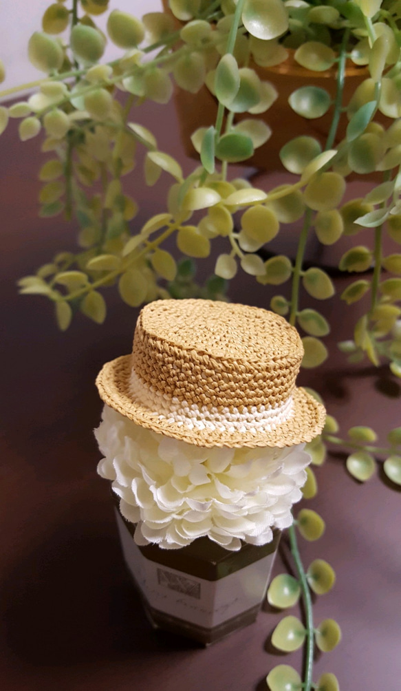 受注製作　22cmドール用　カンカン帽子　頭囲12cm　 白ライン 1枚目の画像