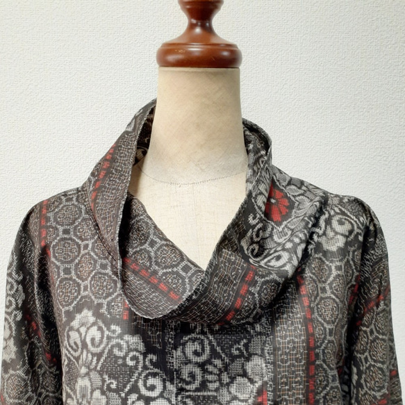 ビンテージ大島紬のリメイクワンピース 