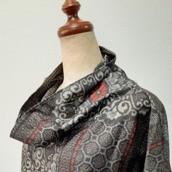 ビンテージ大島紬のリメイクワンピース 