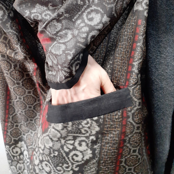 ビンテージ大島紬のリメイクワンピース 