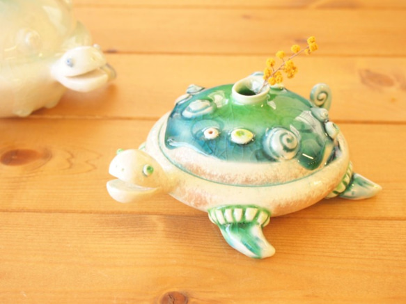 カメ花器青色（平） 一輪挿し・花瓶・花器 みかガマ＊のぐちみか 通販