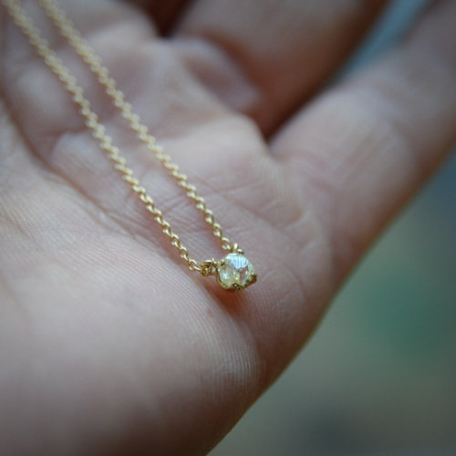 ラフ ダイヤモンド(0.23ct)のプチペンダントネックレス