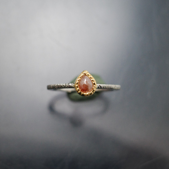 ネクタリンピンクのナチュラル・ダイヤモンドの指環（ピンキーサイズ） 1枚目の画像