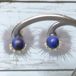 コットンパールとふわふわファーのイヤリング 1枚目の画像