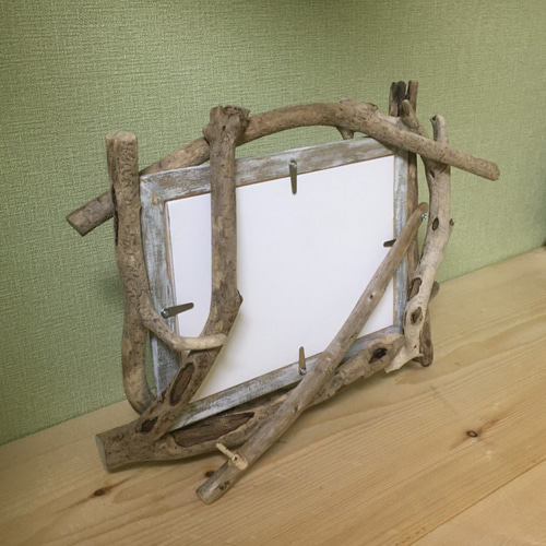 RIKUMU様専用ページ DIY手造り◇油絵3号サイズ用の流木での額縁