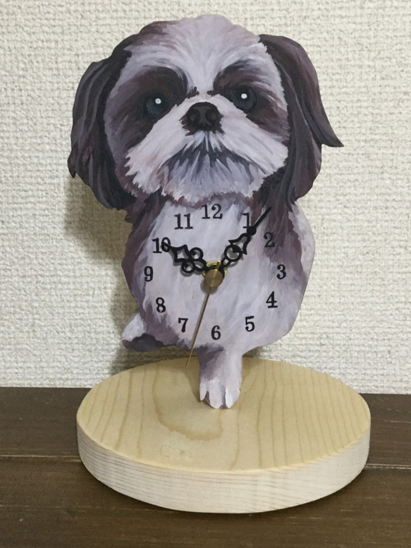 シーズー犬の置き時計 2枚目の画像