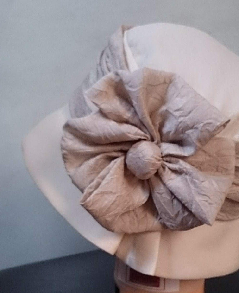 纏う…装いの帽子　【ふわふわリボンの帽子】大人かわいい♪