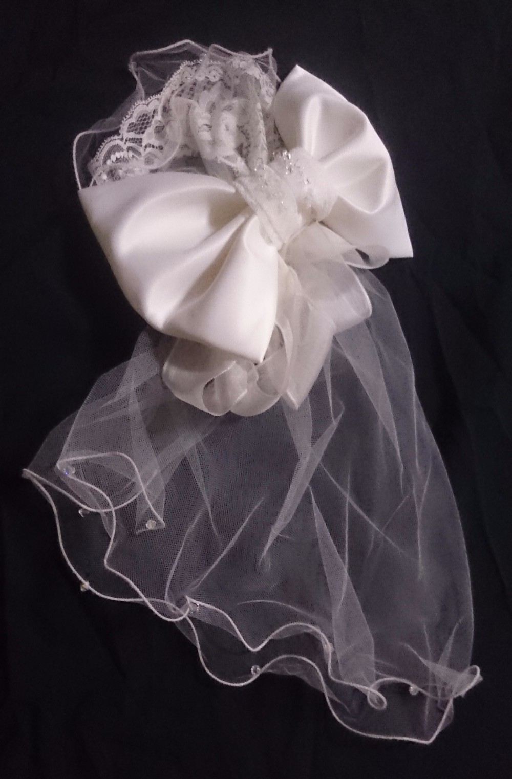 【ウエディング】サテンとチュールレースを使った大きなリボンのヘッドドレス