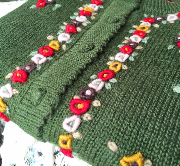 【受注製作】花刺繍100%ウール・カーディガ・ セーター ニット HT-88 3枚目の画像