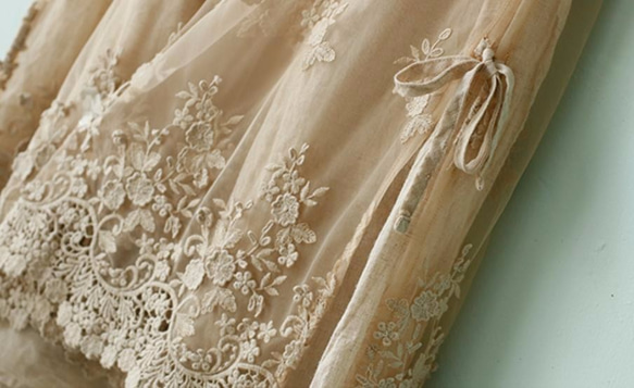【受注製作】天然素材で製作したロングスカート 花柄レース 大人な美 綿麻 ベージュ LS3920 5枚目の画像
