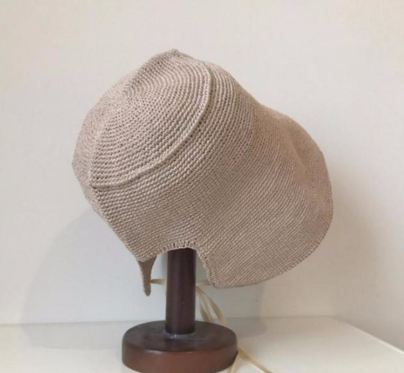 【受注製作】自然素材の手編み帽子2色　ラフィア風 3枚目の画像