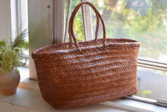 【受注製作】新作・手編み牛革ショルダトートバッグしっかりとした編み込み FB245 インナーバッグ付き 1枚目の画像