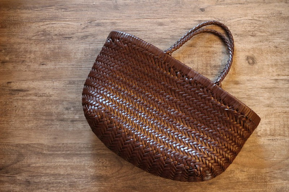 【受注製作】新作・手編み牛革ショルダトートバッグしっかりとした編み込み FB246 インナーバッグ付き 3枚目の画像