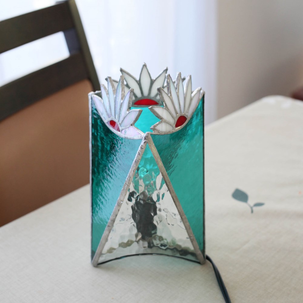 ステンドグラス　お花のランプ