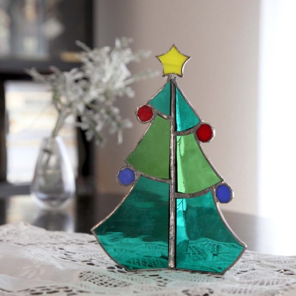 ステンドグラス　クリスマスツリー（半透明グリーン） 1枚目の画像