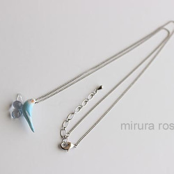 インコとガラスの実のネックレス・セキセイインコ・鳥好きさんへのプレゼントに♡ 5枚目の画像