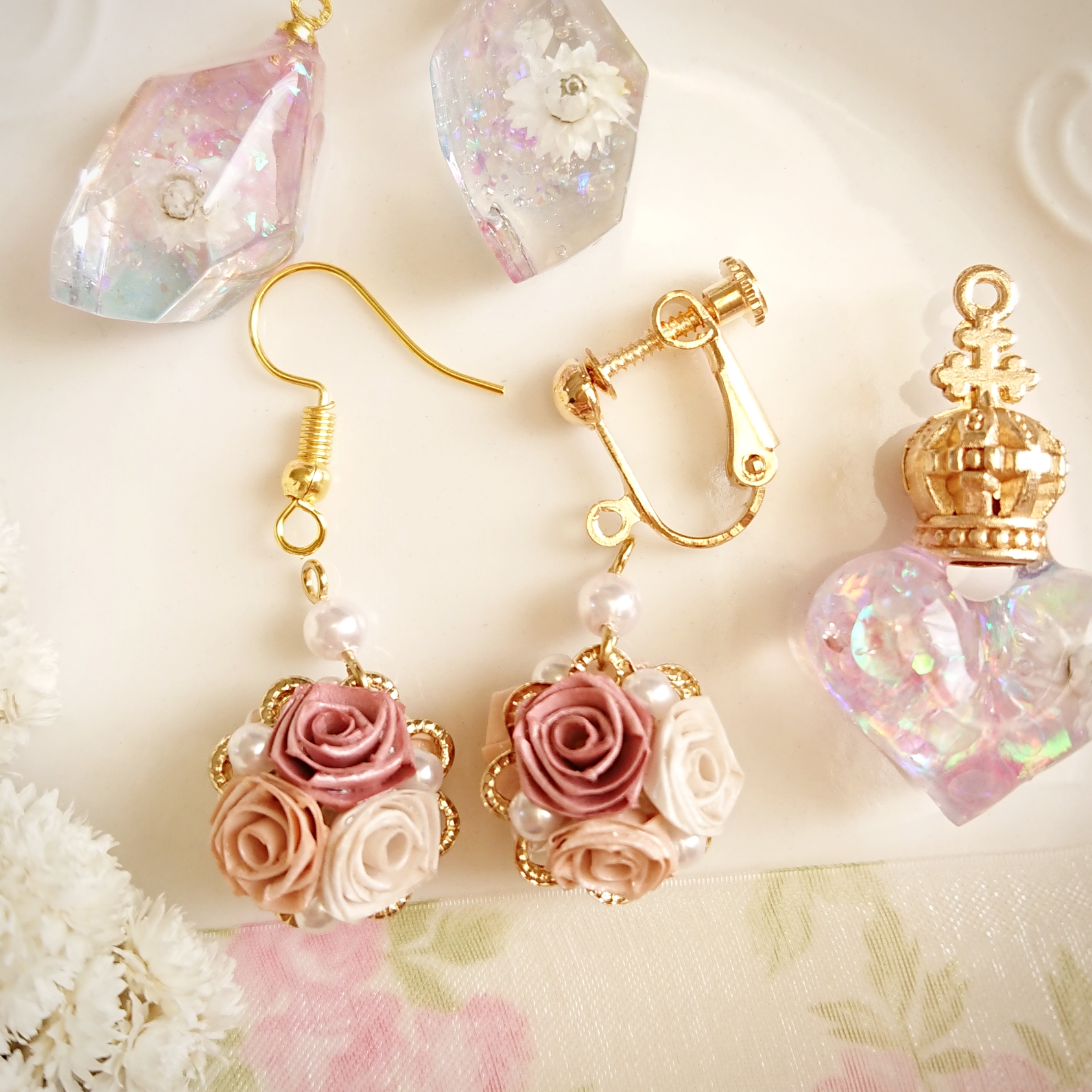 ひよこ☆薔薇のイヤリング☆しずく♪ロザフィ ひよこ様専用薔薇のイヤリングしずくロザフィ-公式 オンライン