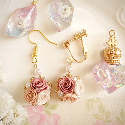 ひよこ様専用☆薔薇のイヤリング☆しずく♪ロザフィ