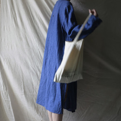 linen long shirt denim亞麻家居長襯衣（單寧色） 第1張的照片