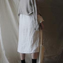 linen long shirt white亞麻家居長襯衣（白色） 第5張的照片