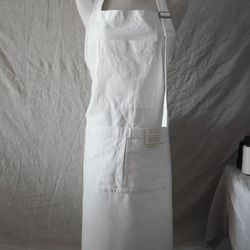 #302 classic work apron（ WHITE ）厚帆布設計圍裙 第1張的照片