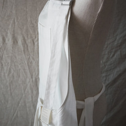 #302 classic work apron（ WHITE ）厚帆布設計圍裙 第4張的照片